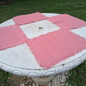 Set Of 4 Woven Fabric  Coral Pink  Place Mats Vintage Cottage Fringe 13"x17"